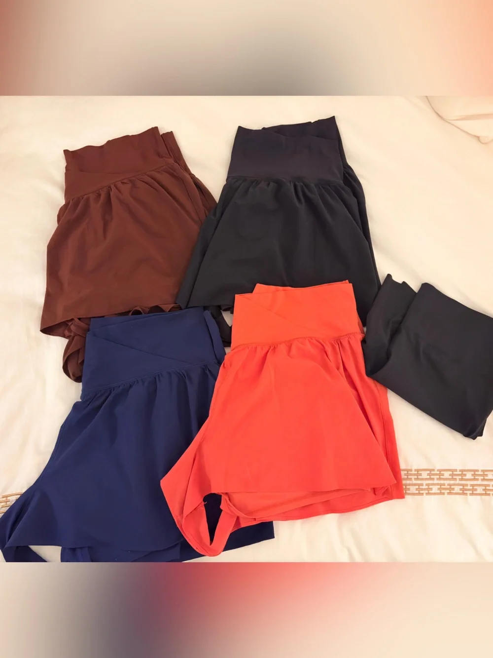 Aerie Offline Real Me Crossover Shorts, Lot of 5 Pair XXL & XL Brown Black Navy - Picture 2 of 11